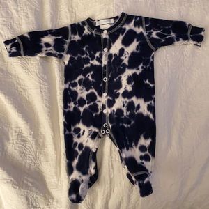 Baby Steps Kai tie dye footie. Size NB 100% cotton